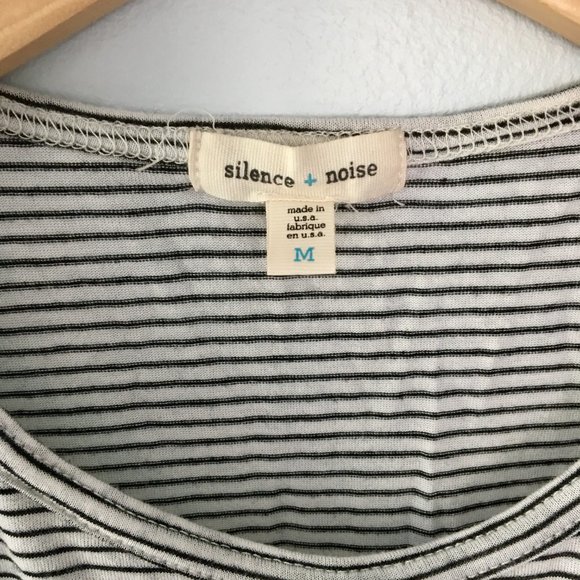 Urban Outfitters Striped Crop Tee - Picture 2 of 3
